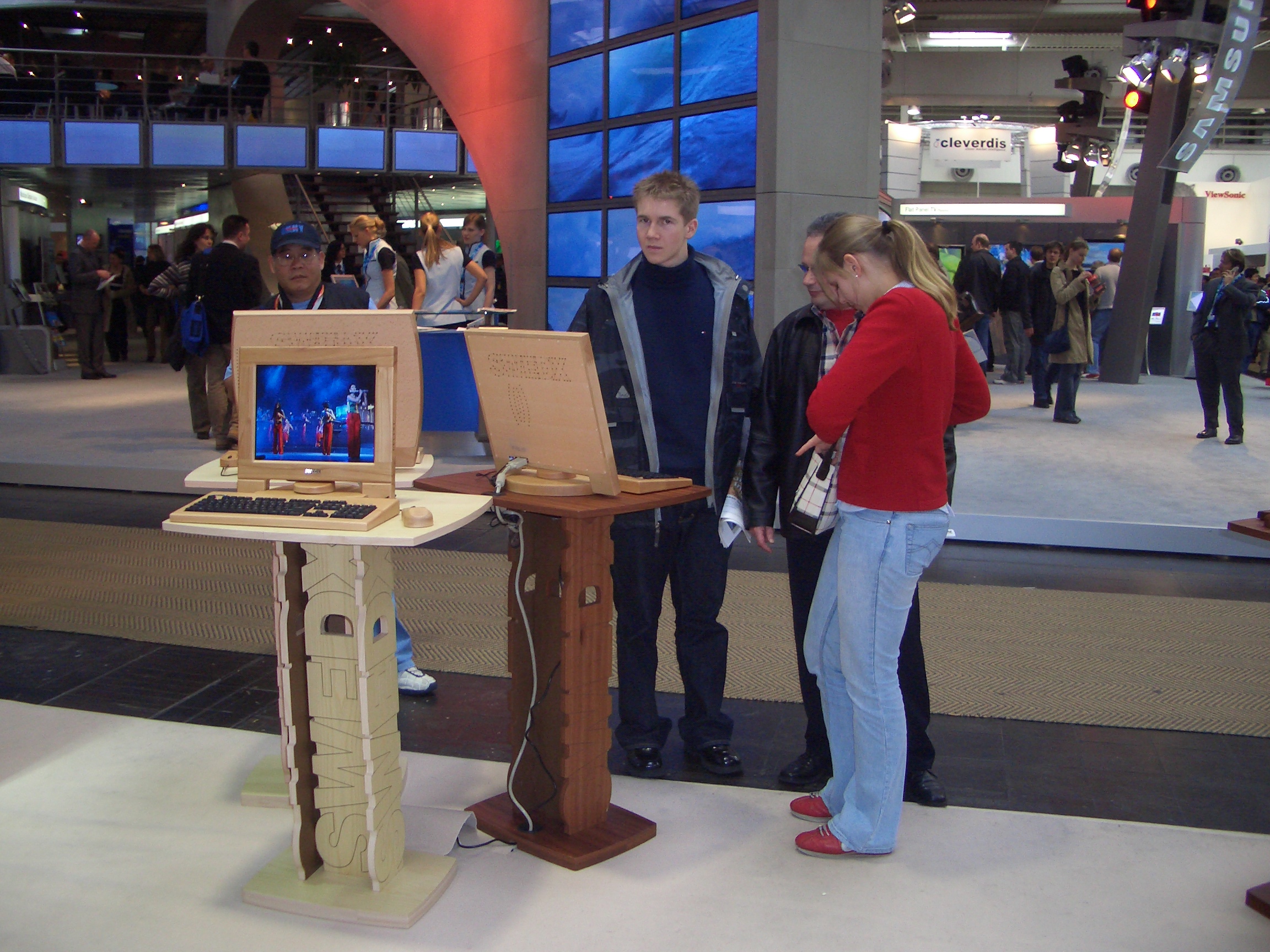 CeBIT Messe 2004